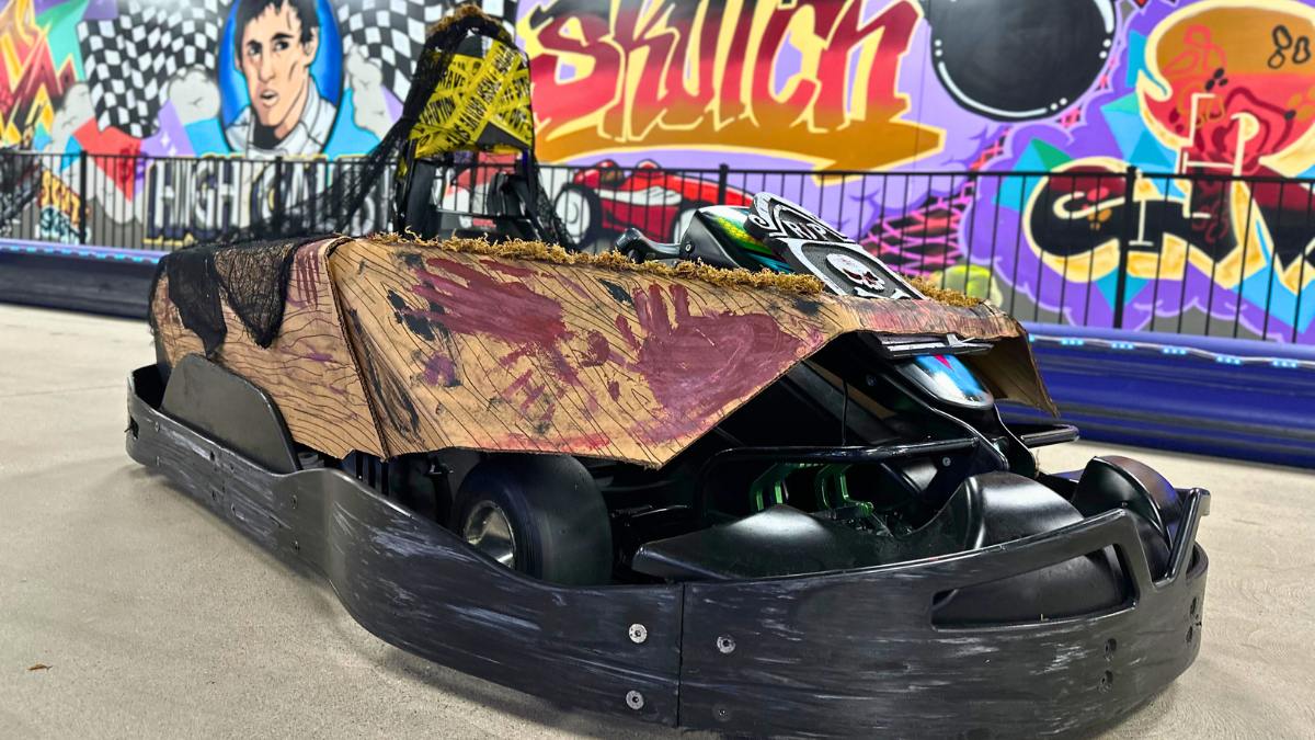 halloween event casket races